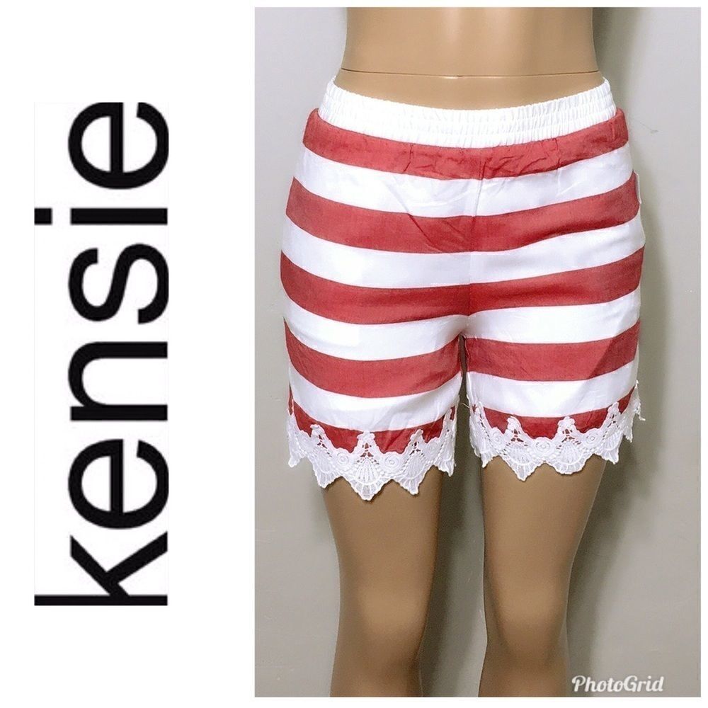 Kensie shorts with lace. NWT